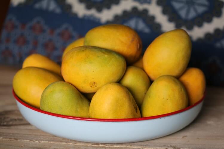 Four Health Benefits Of Including Mangoes In Your Diet