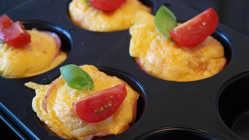 a tray with cases holding four keto egg muffins made for type 2 diabetics